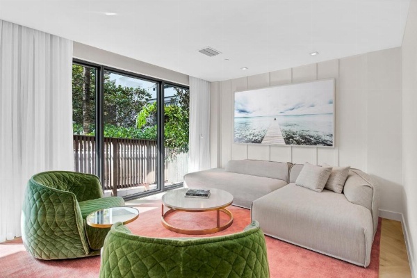 W South Beach image 17